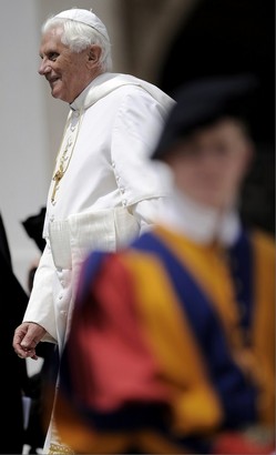 Pope Benedict Apr 22 09.jpg
