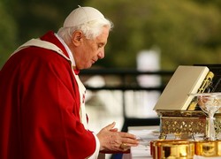 Pope at Mass.jpg